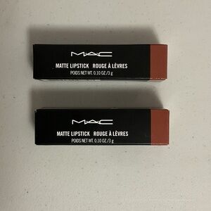 MAC MATTE LIPSTICK - TAUPE